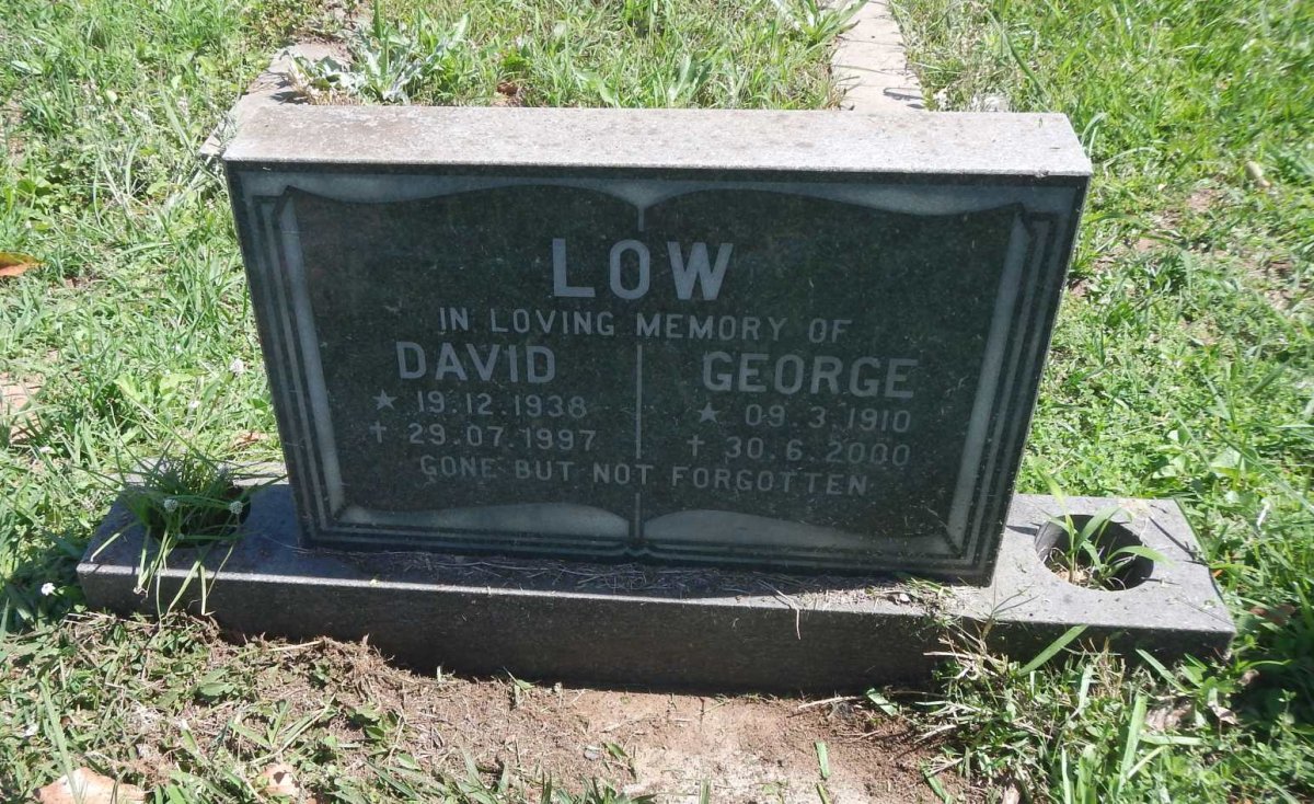LOW George 1910-2000 :: LOW David 1938-1997