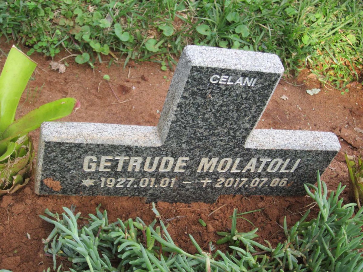 MOLATOLI Getrude 1927-2017