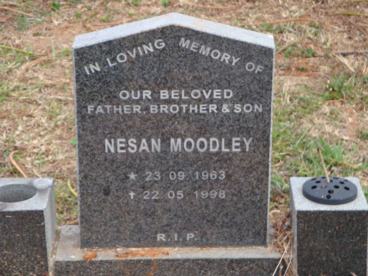 MOODLEY Nesan 1963-1998
