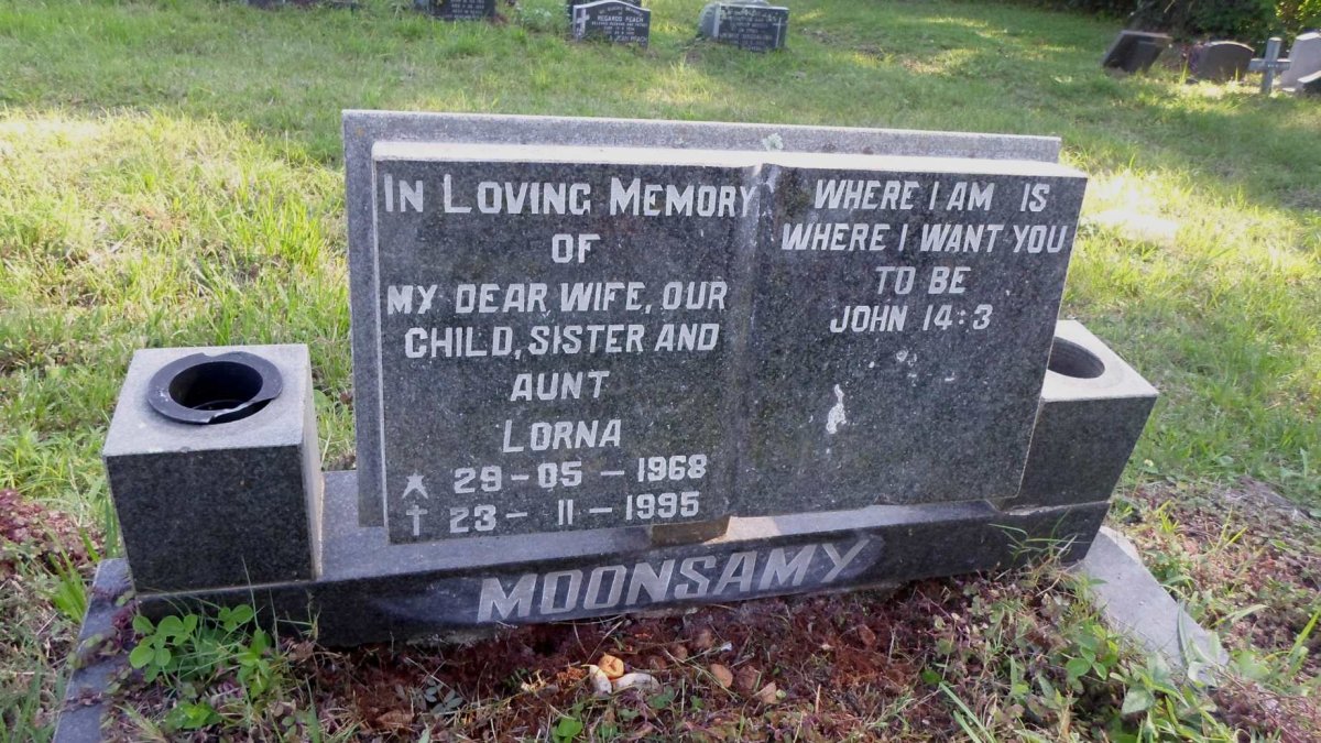 MOONSAMY Lorna 1968-1995
