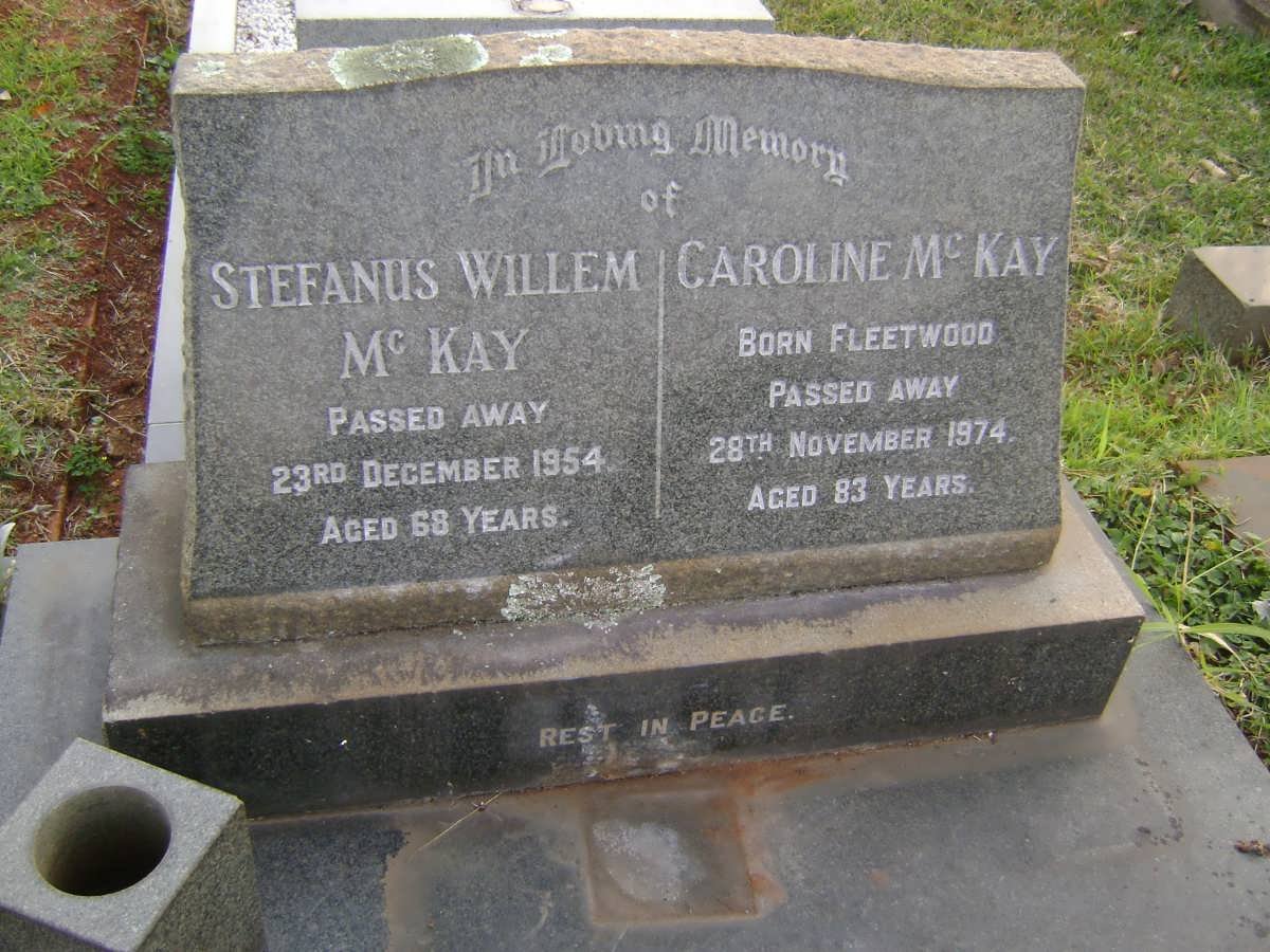 McKAY Stefanus Willem -1954 &amp; Caroline FLEETWOOD -1974
