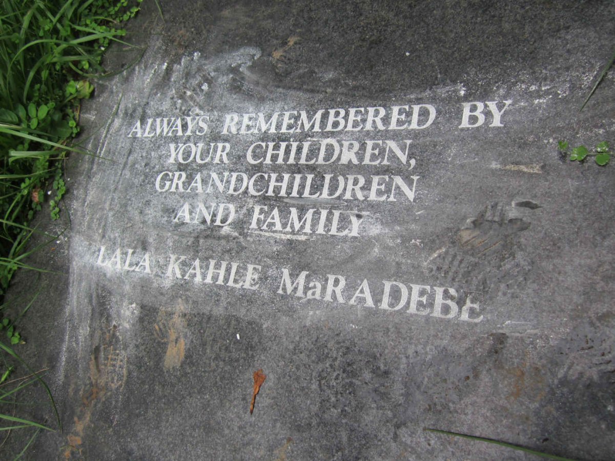 MZINDLE Lillian 1932-2002