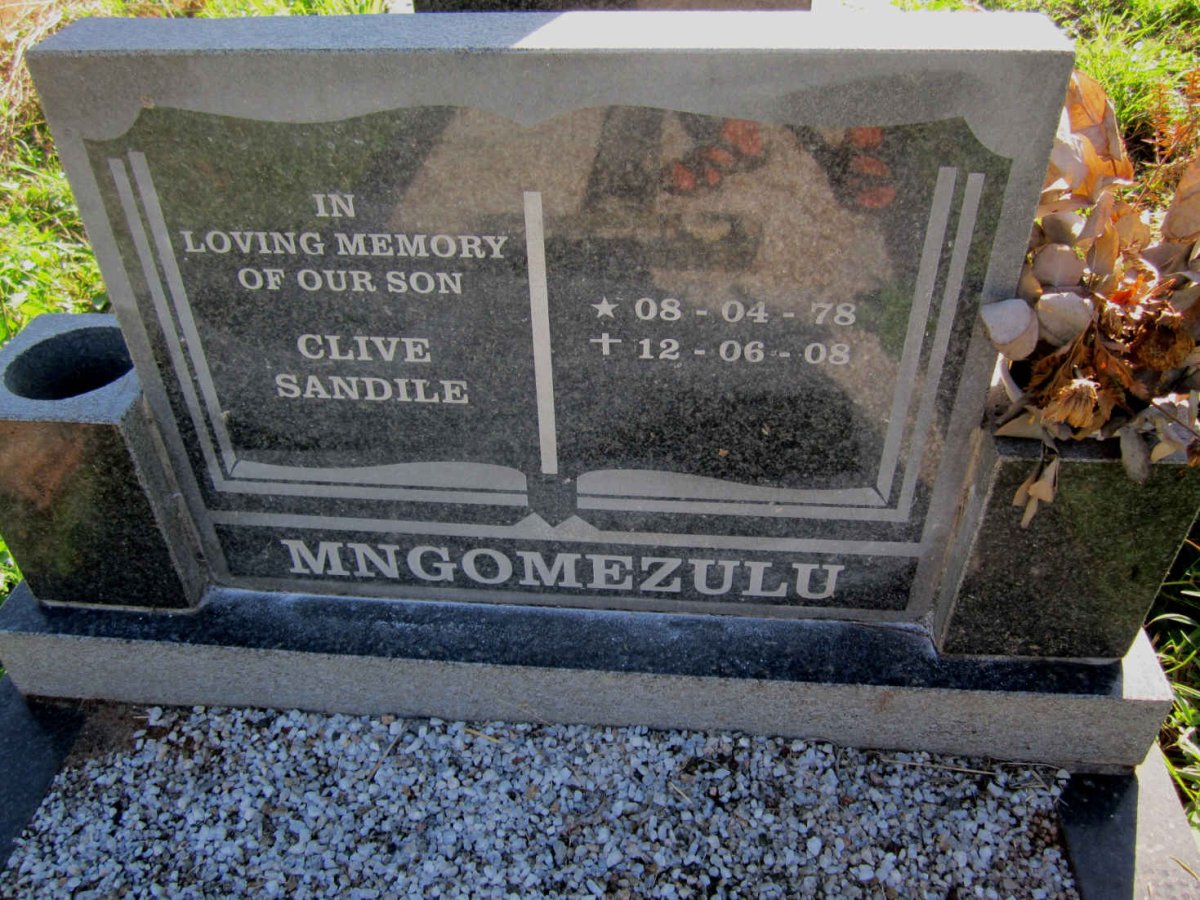MNGOMEZULU Clive Sandile 1978-2008
