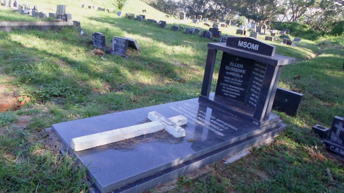 MSOMI Ellen Busiswe Mandlela 1947-2011