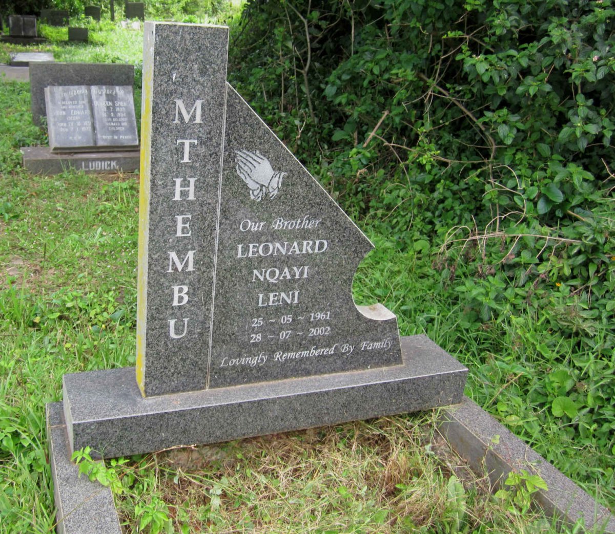 MTHEMBU Leonard Nqayi Leni 1961-2002