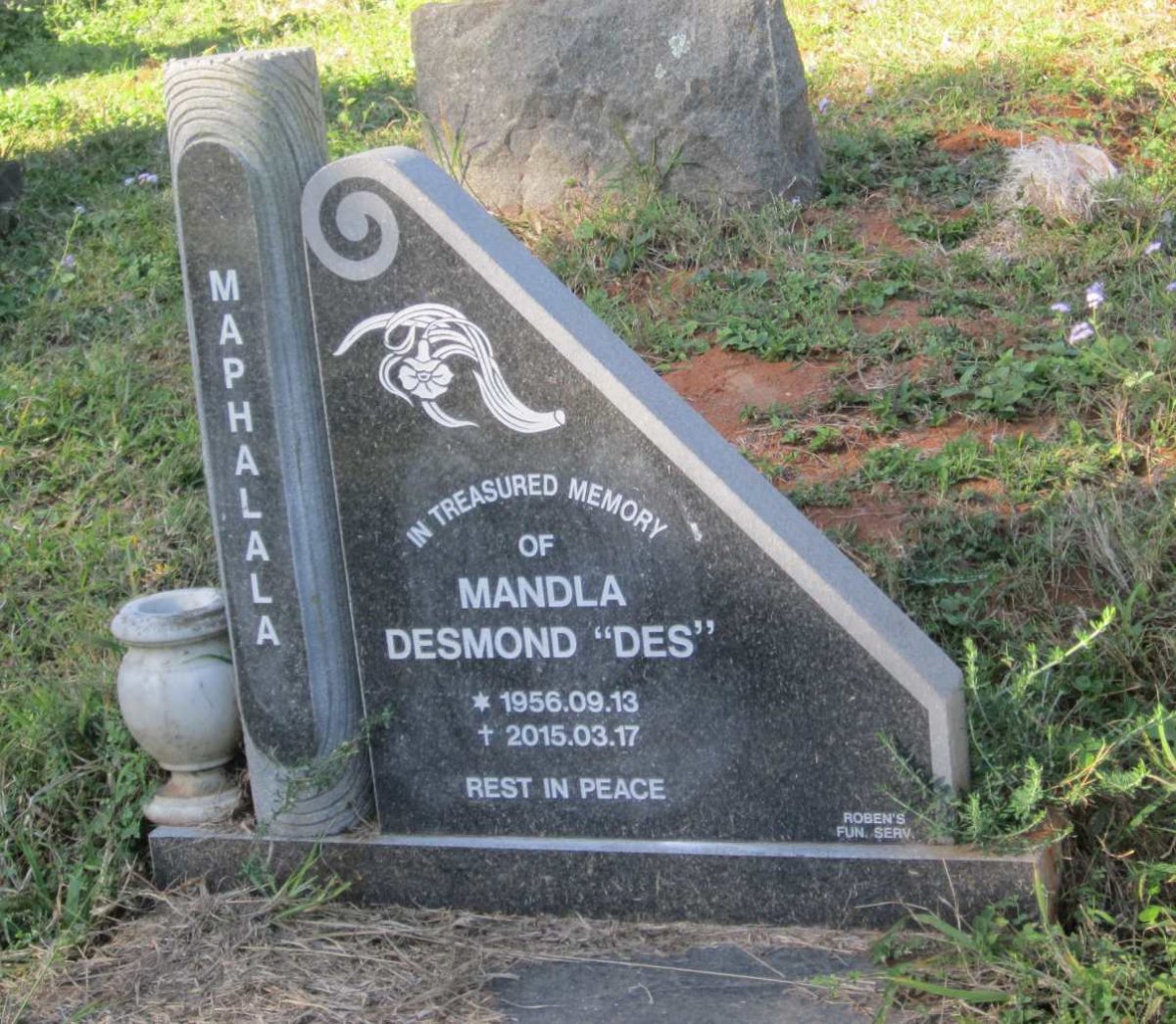 MAPHALALA Mandla Desmond 1956-2015