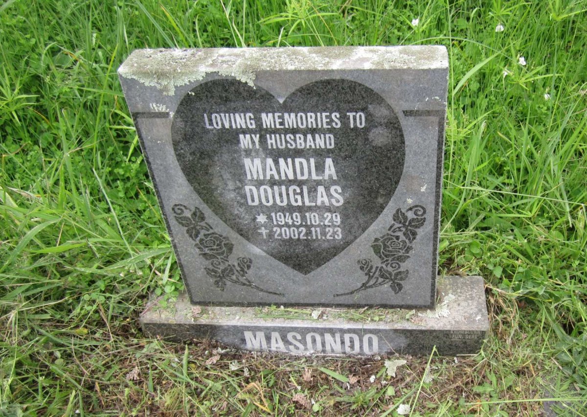 MASONDO Mandla Douglas 1949-2002