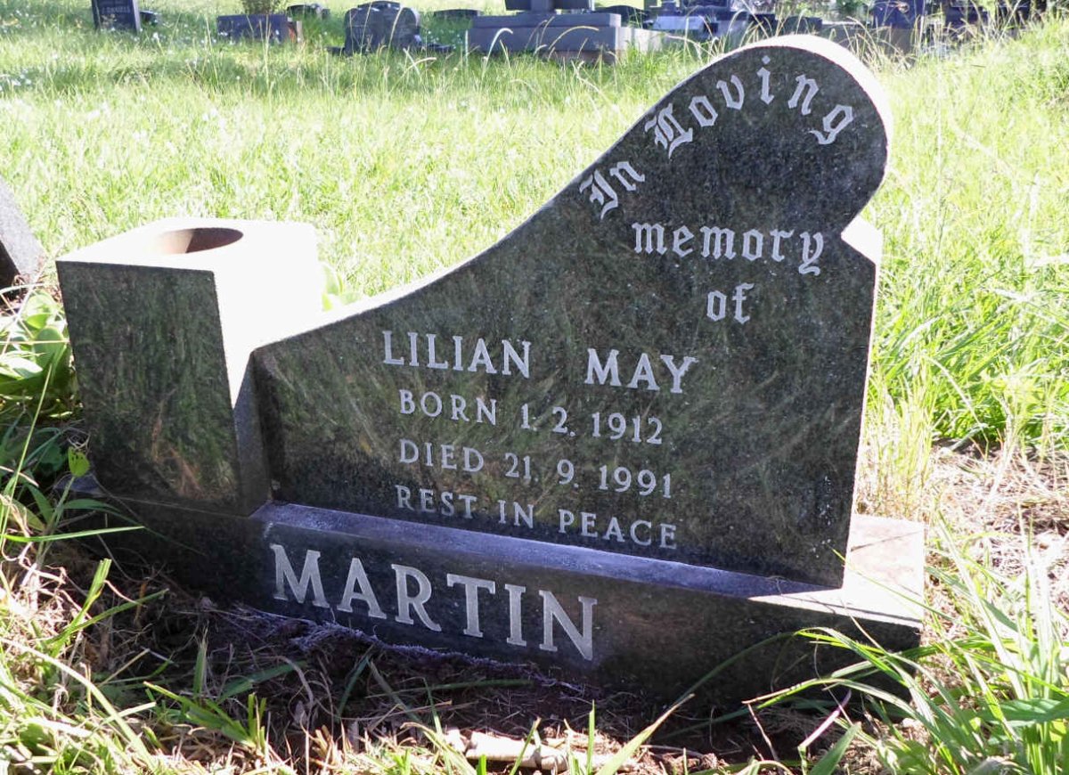 MARTIN Lilian May 1912-1991