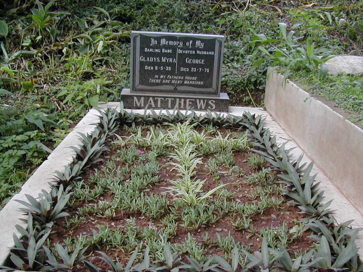 MATTHEWS George -1975 &amp; Gladys Myra -1935