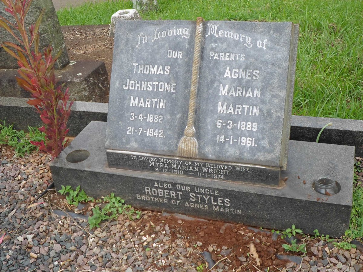 MARTIN Thomas Johnstone 1882-1942 &amp; Agnes Marian STYLES 1889-1961