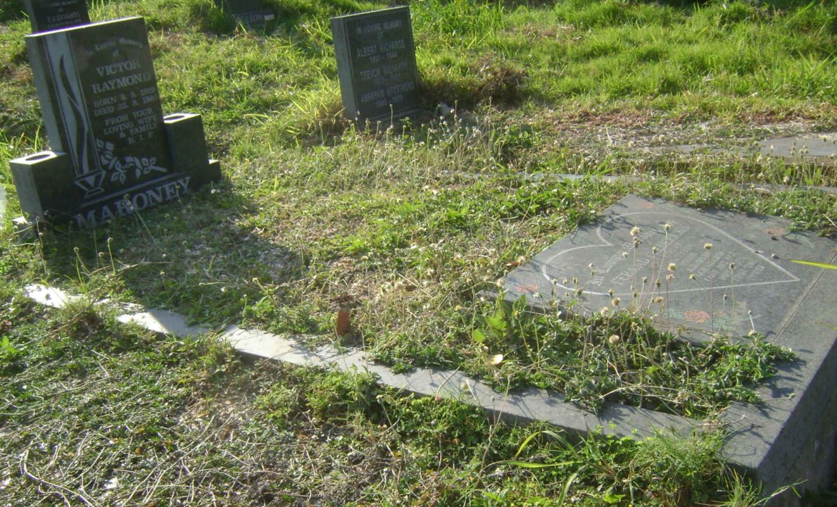 MARONEY Victor Raymond 1919-1985 :: FREDERICKS Feraad 1988-2010