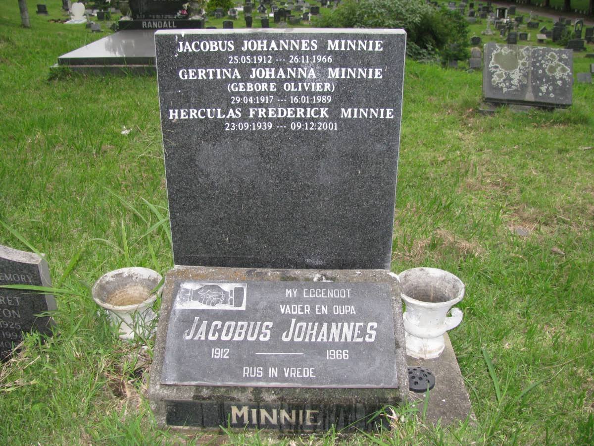 MINNIE :: OLIVIER 1917-1989