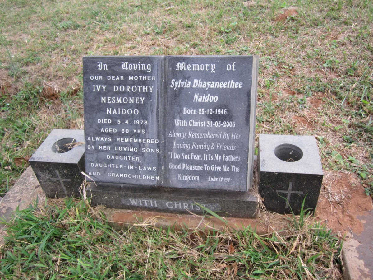 NAIDOO Ivy Dorothy Nesmoney -1978 :: NAIDOO Sylvia Dhayaneethee 1946-2006