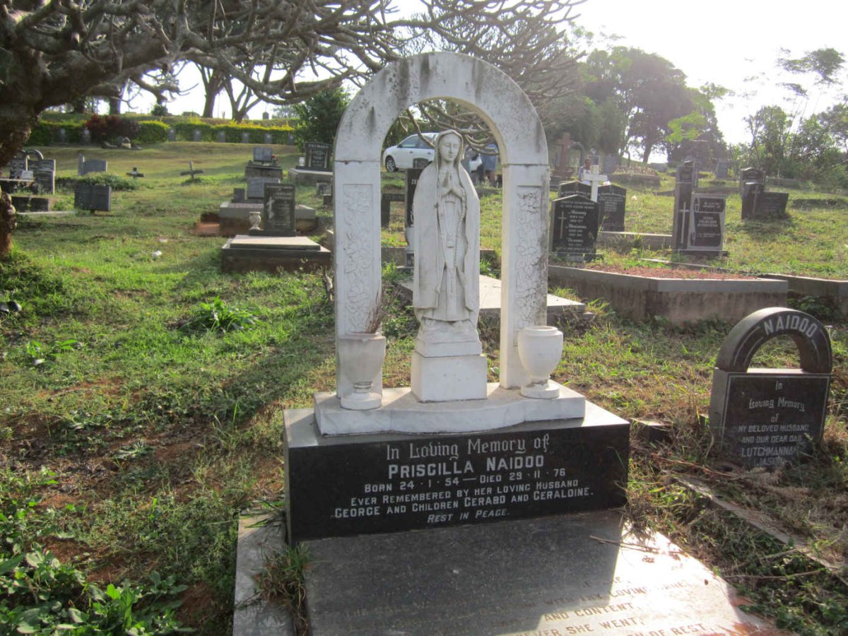 NAIDOO Priscilla 1954-1976