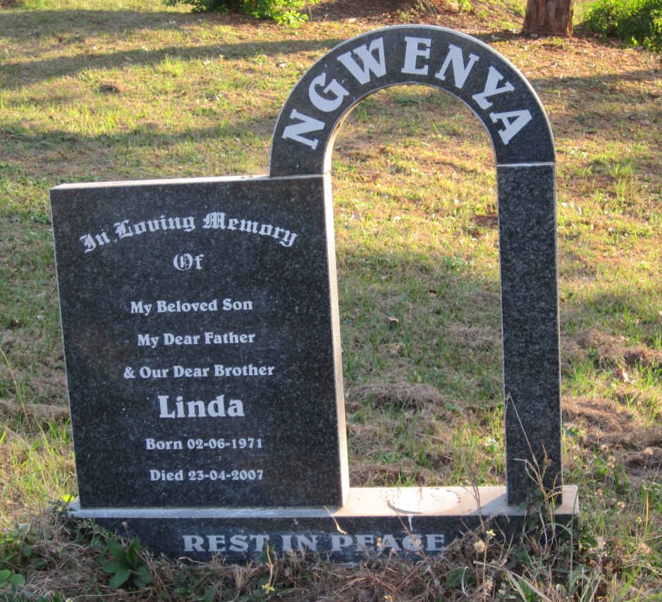 NGWENYA Linda 1971-2007