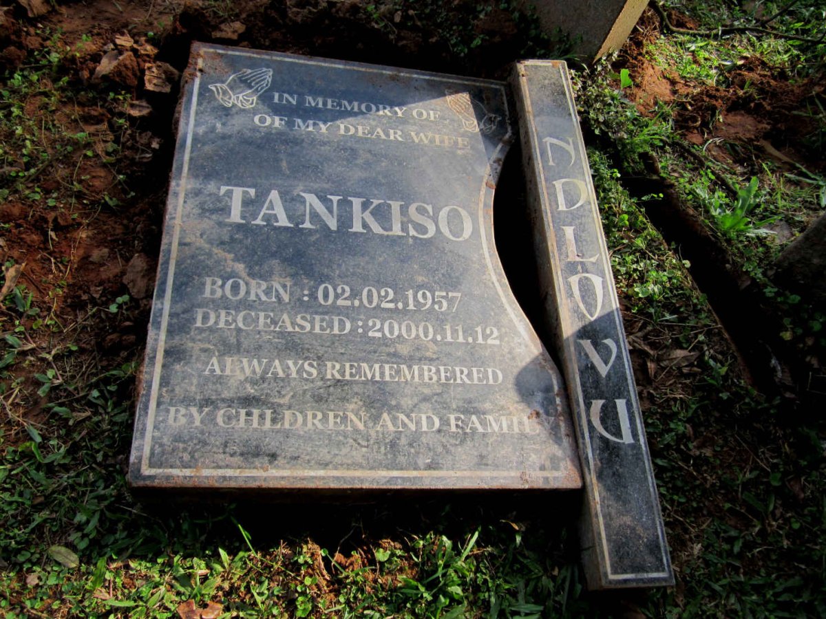 NDLOVU Tankiso 1957-2000