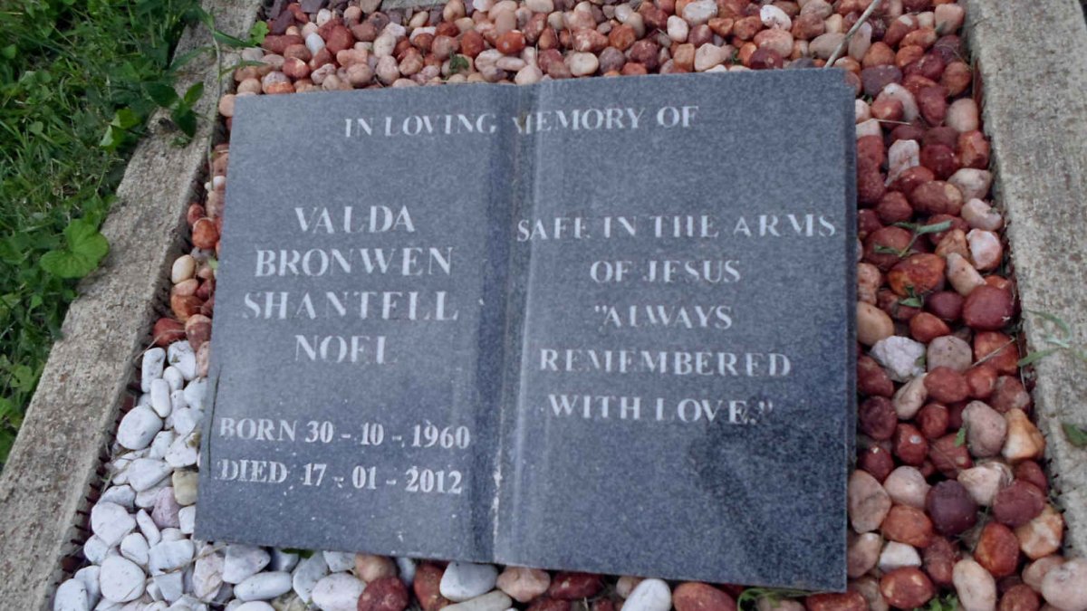 NOEL Valda Bronwen Shantell 1960-2012