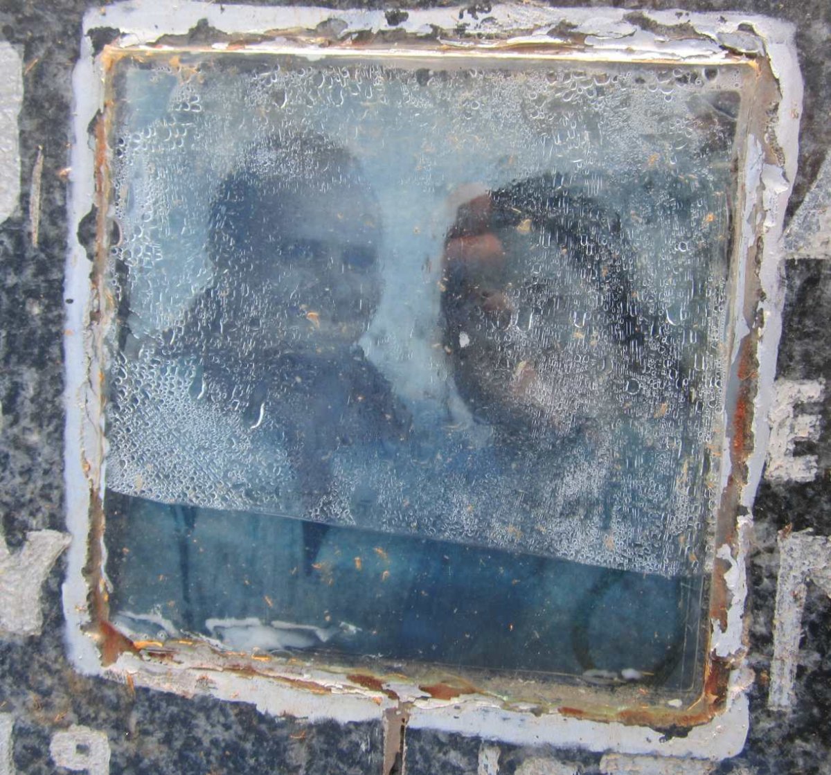 NIEWENHUIS John Jacobus 1968-2018 &amp; Amanda Elizabeth 1974-2017