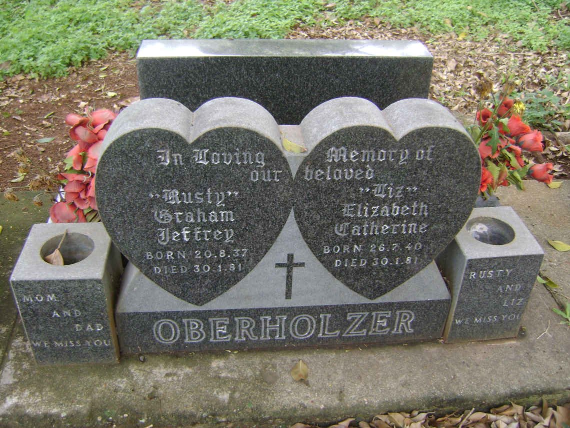 OBERHOLZER Graham Jeffrey 1937-1981 &amp; Elizabeth Catherine 1940-1981