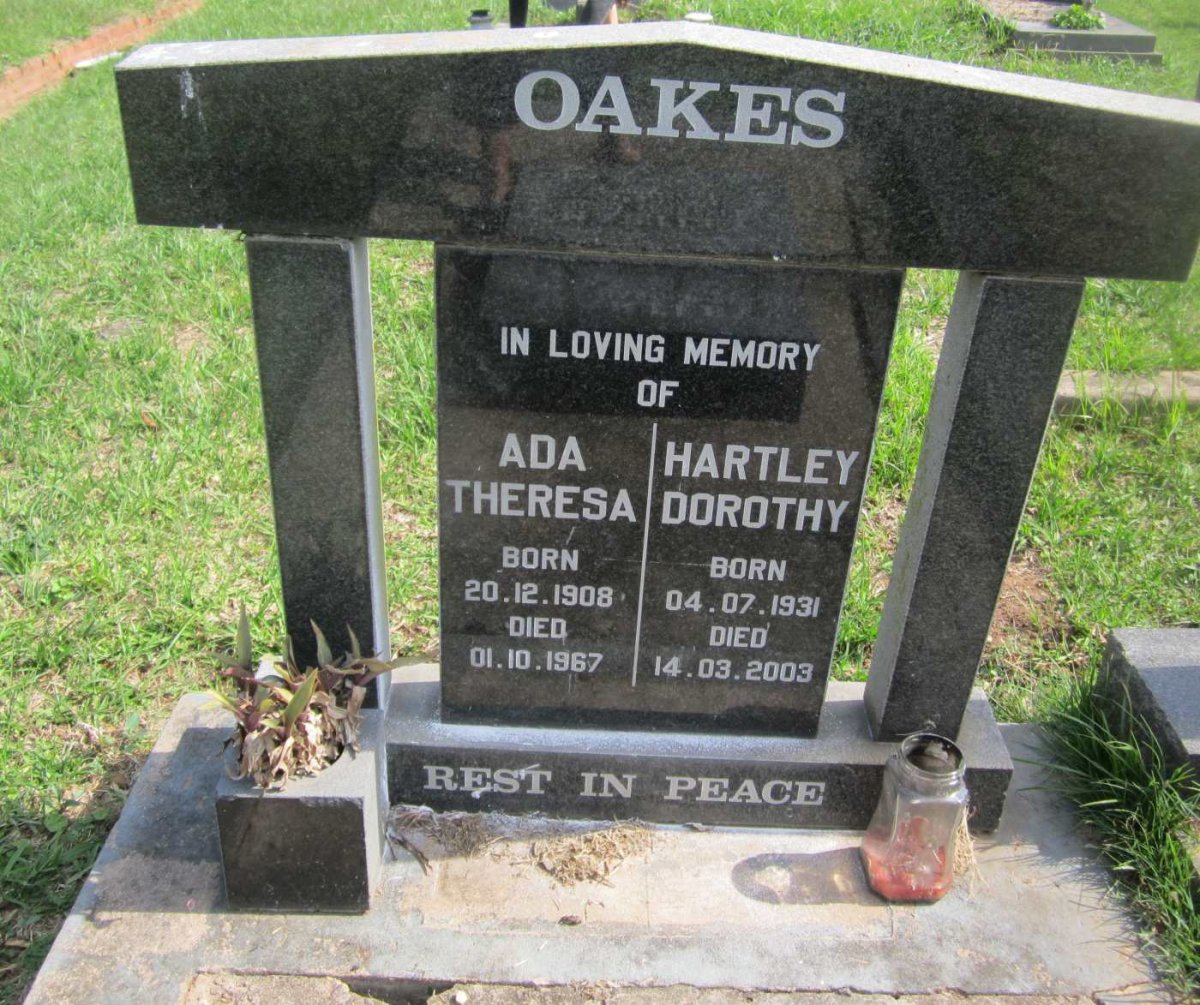 OAKES Ada Theresa 1908-1967 :: OAKES Hartley Dorothy 1931-2003