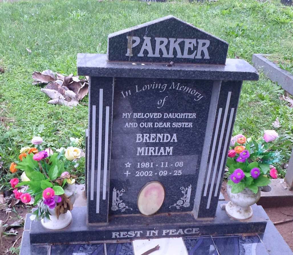 PARKER Brenda Miriam 1981-2002
