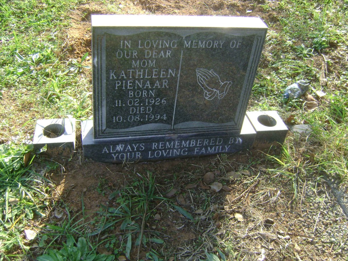 PIENAAR Kathleen 1926-1994