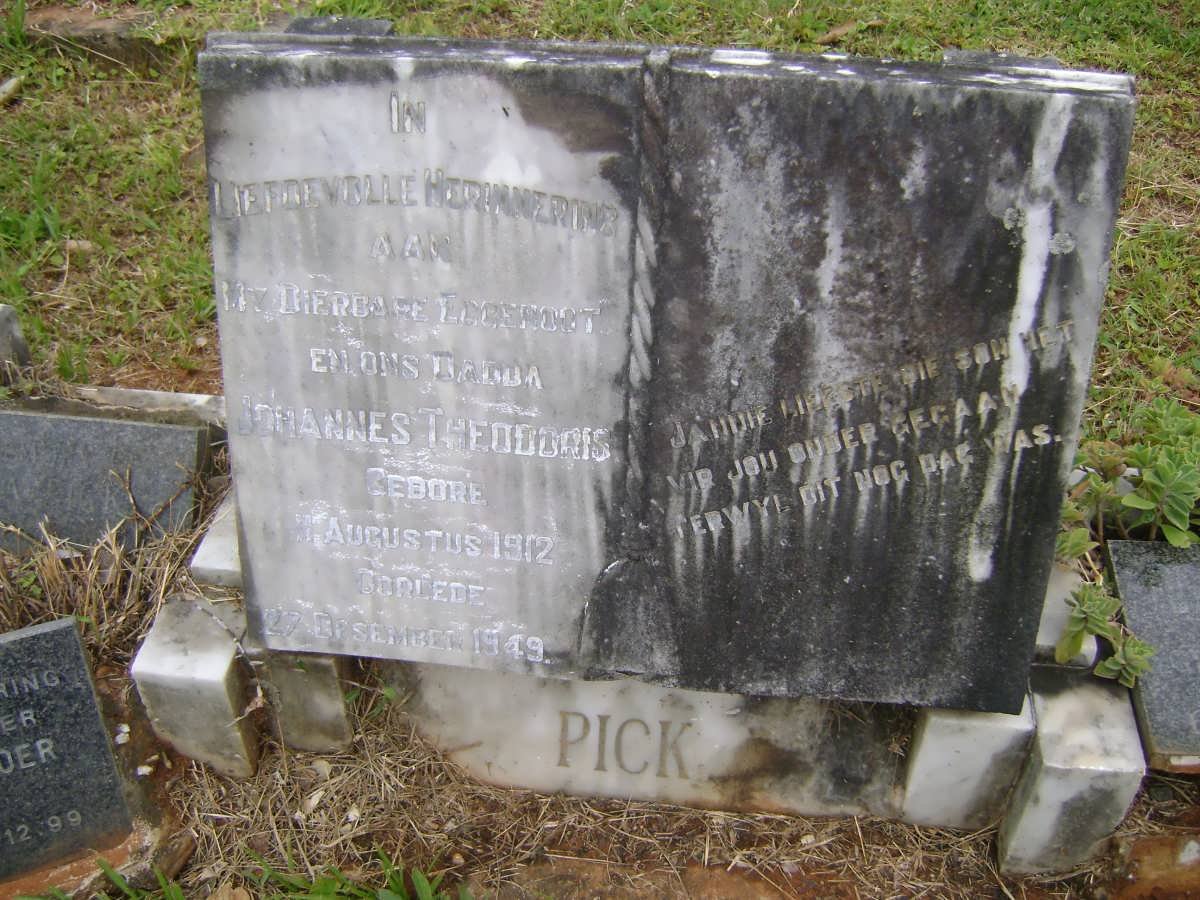 PICK Johannes Theodoris 1912-1949 &amp; Hester BADENHORST previously PICK 1919-1991 :: BOER Mara R., de nee PICK 1946-1999