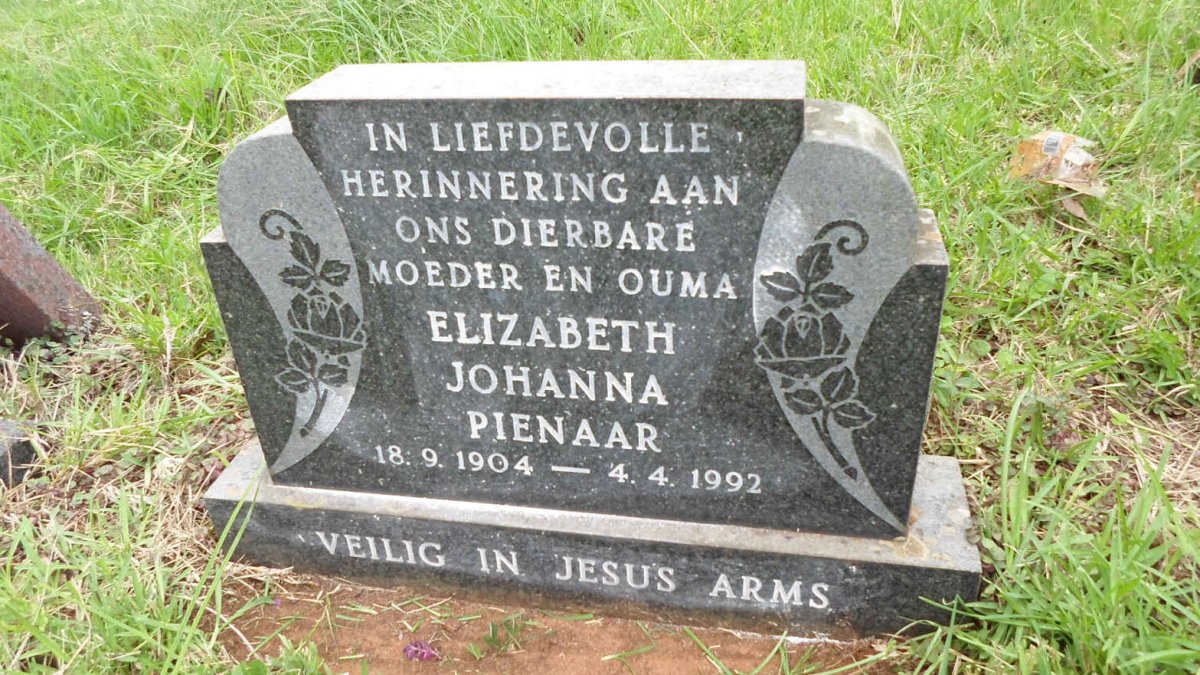 PIENAAR Elizabeth Johanna 1904-1992