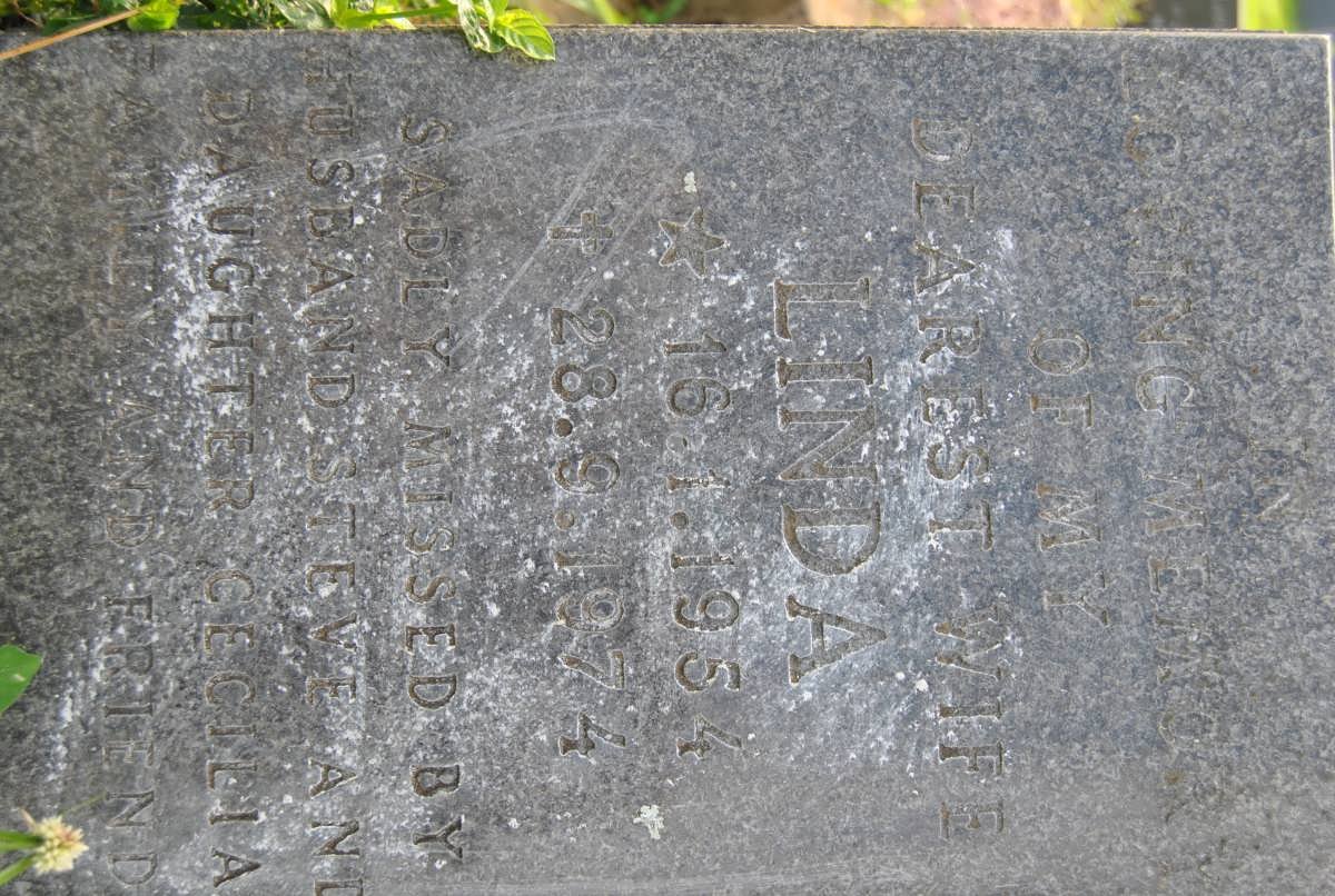 PRETORIUS Linda 1954-1974