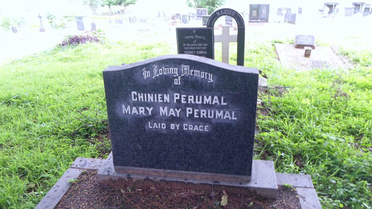 PERUMAL Chinien :: PERUMAL Mary May