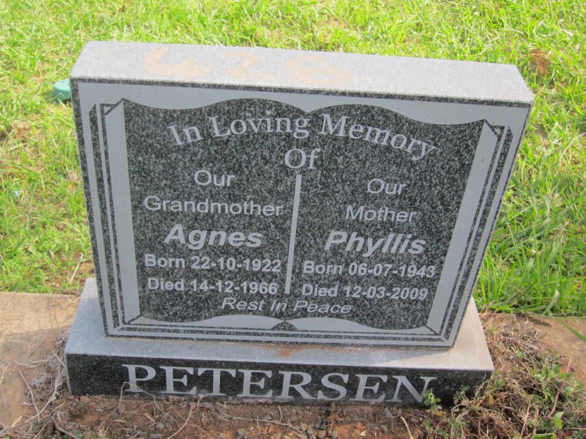 PETERSEN Agnes 1922-1966 :: PETERSEN Phyllis 1943-2009