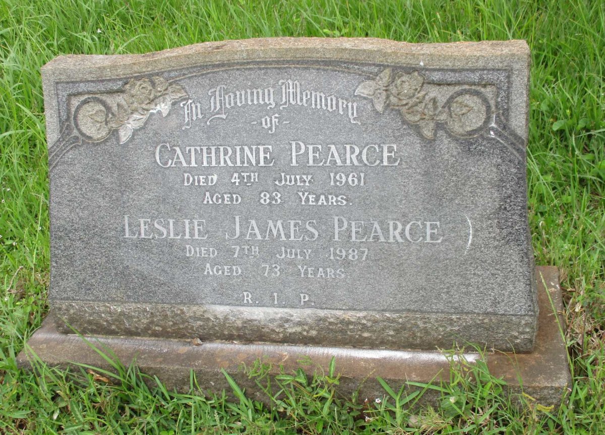 PEARCE Leslie James -1987 &amp; Cathrine -1961