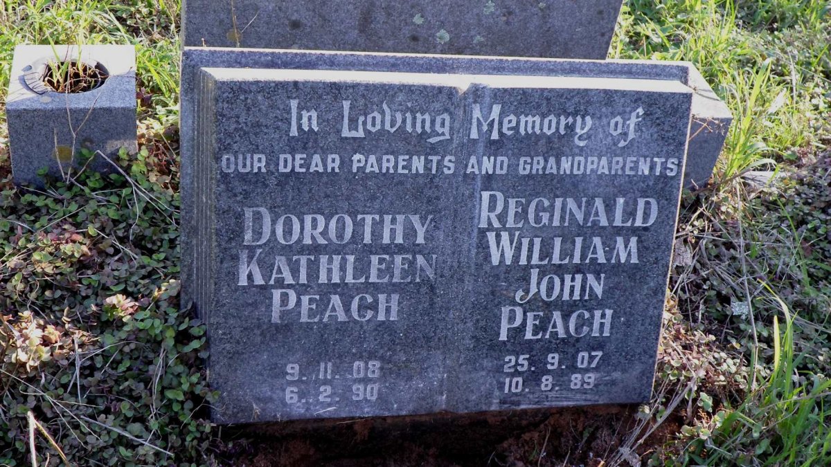 PEACH Reginald William John 1907-1989 &amp; Dorothy Kathleen 1908-1990