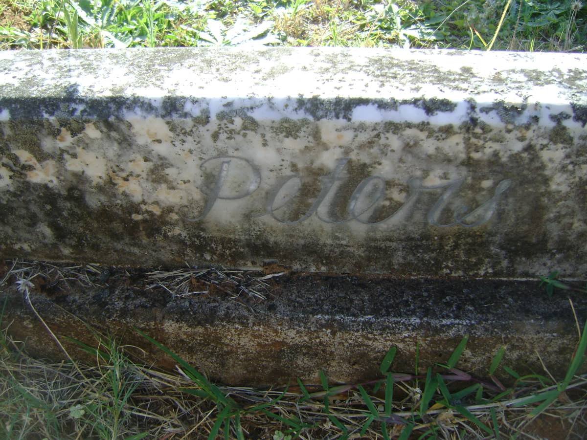 PETERS 