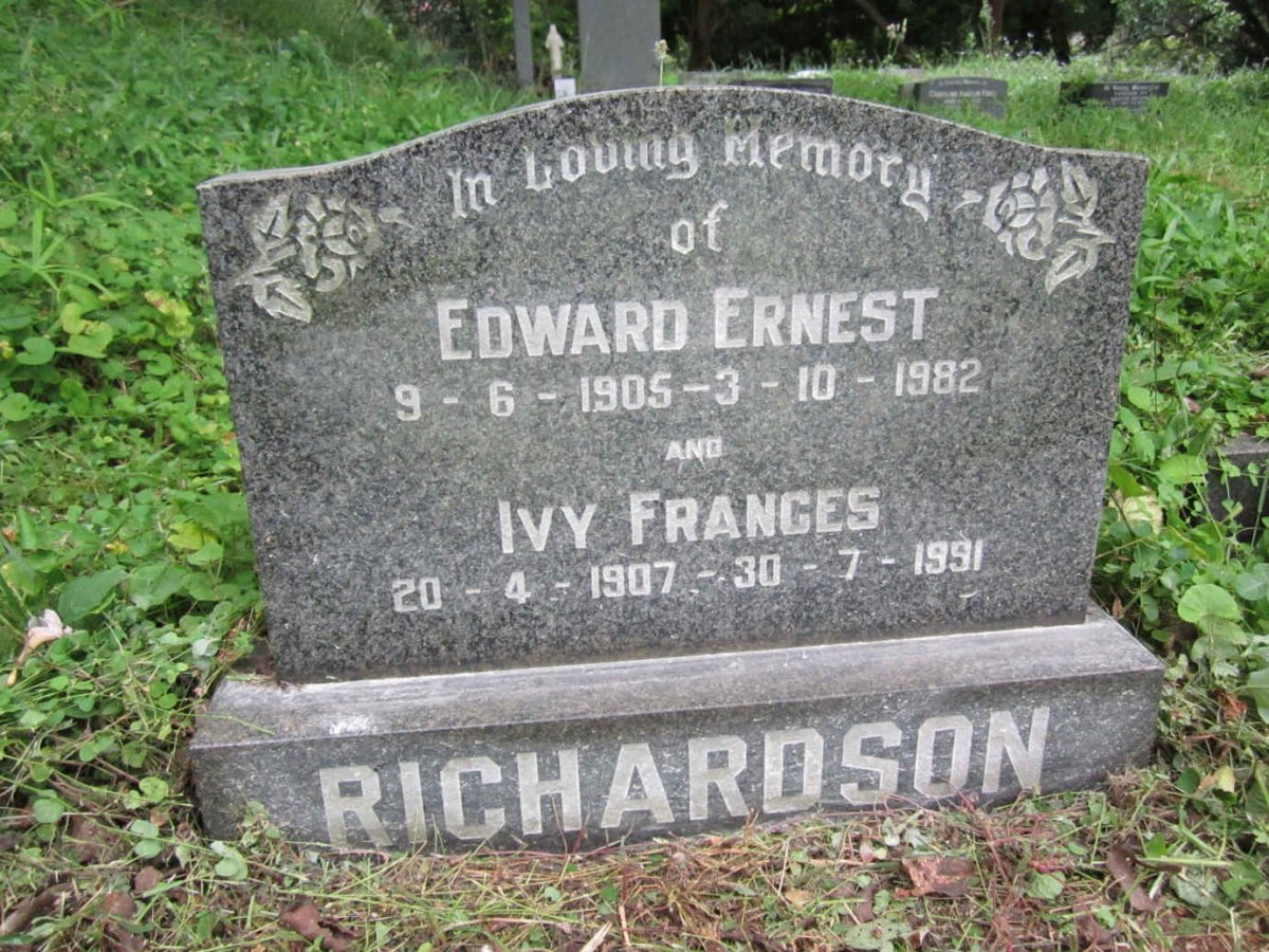 RICHARDSON Edward Ernest 1905-1982 &amp; Ivy Frances 1907-1991
