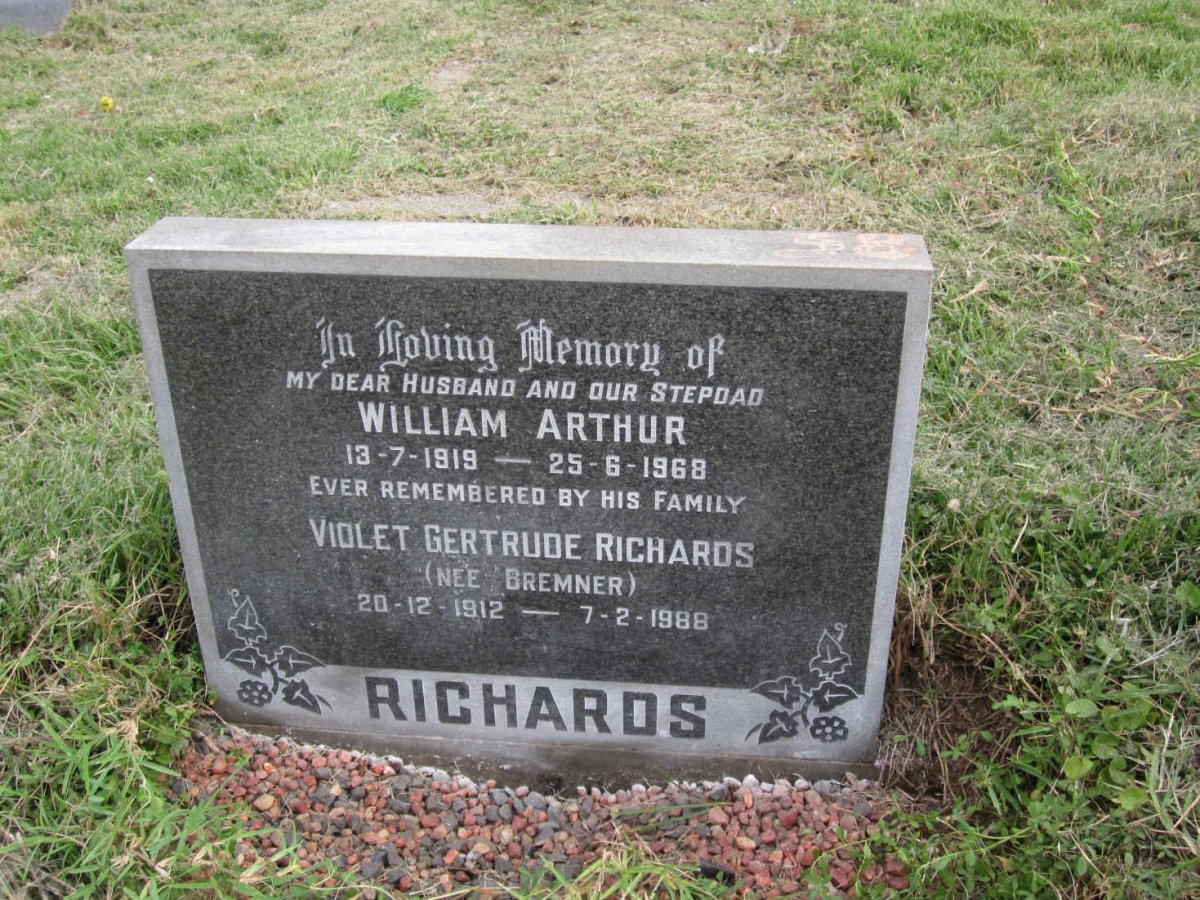RICHARDS William Arthur 1919-1968 &amp; Violet Gertrude BREMNER 1912-1988