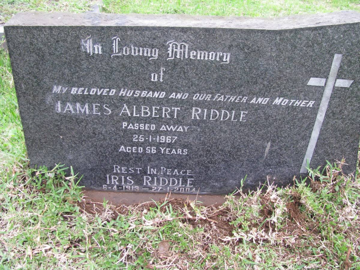 RIDDLE James Albert -1967 &amp; Iris 1913-2004