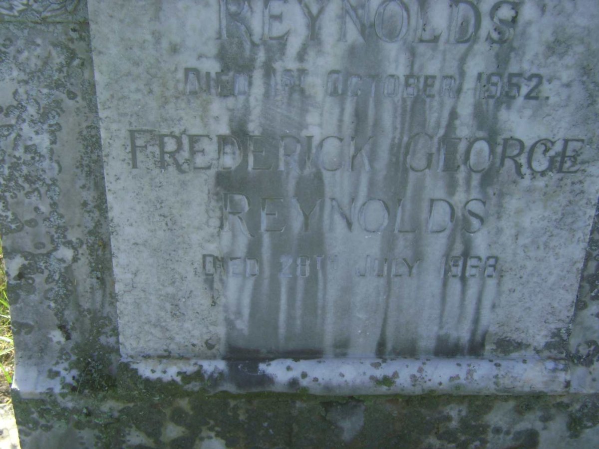 REYNOLDS Frederick George -1968 &amp; Kathleen Agnes -1952
