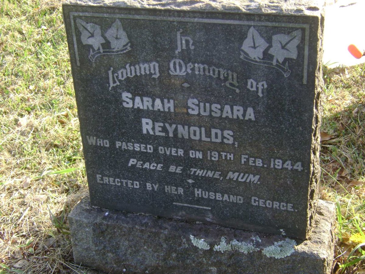 REYNOLDS Sarah Susara -1944