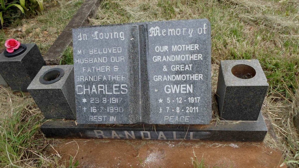 RANDALL Charles 1917-1990 &amp; Gwen 1917-2011