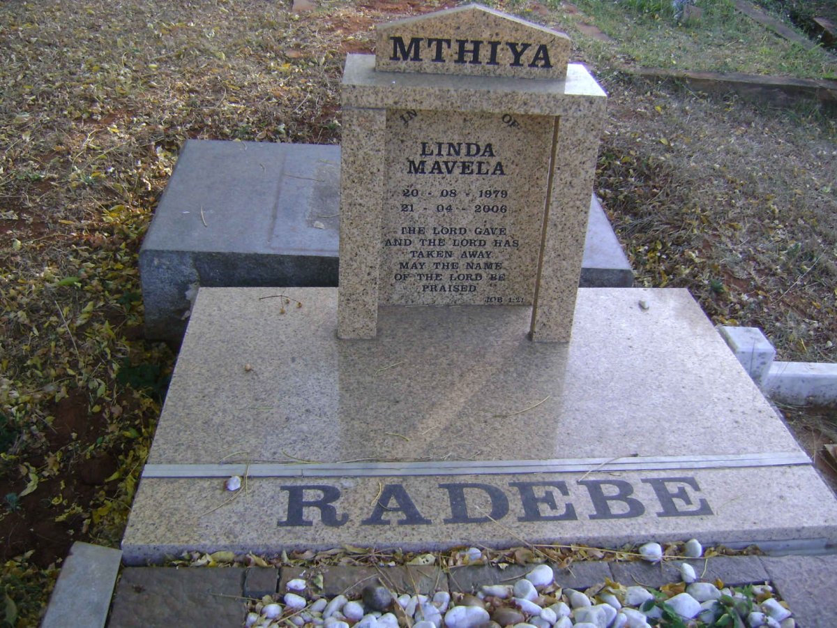 RADEBE Linda Mavela 1979-2006