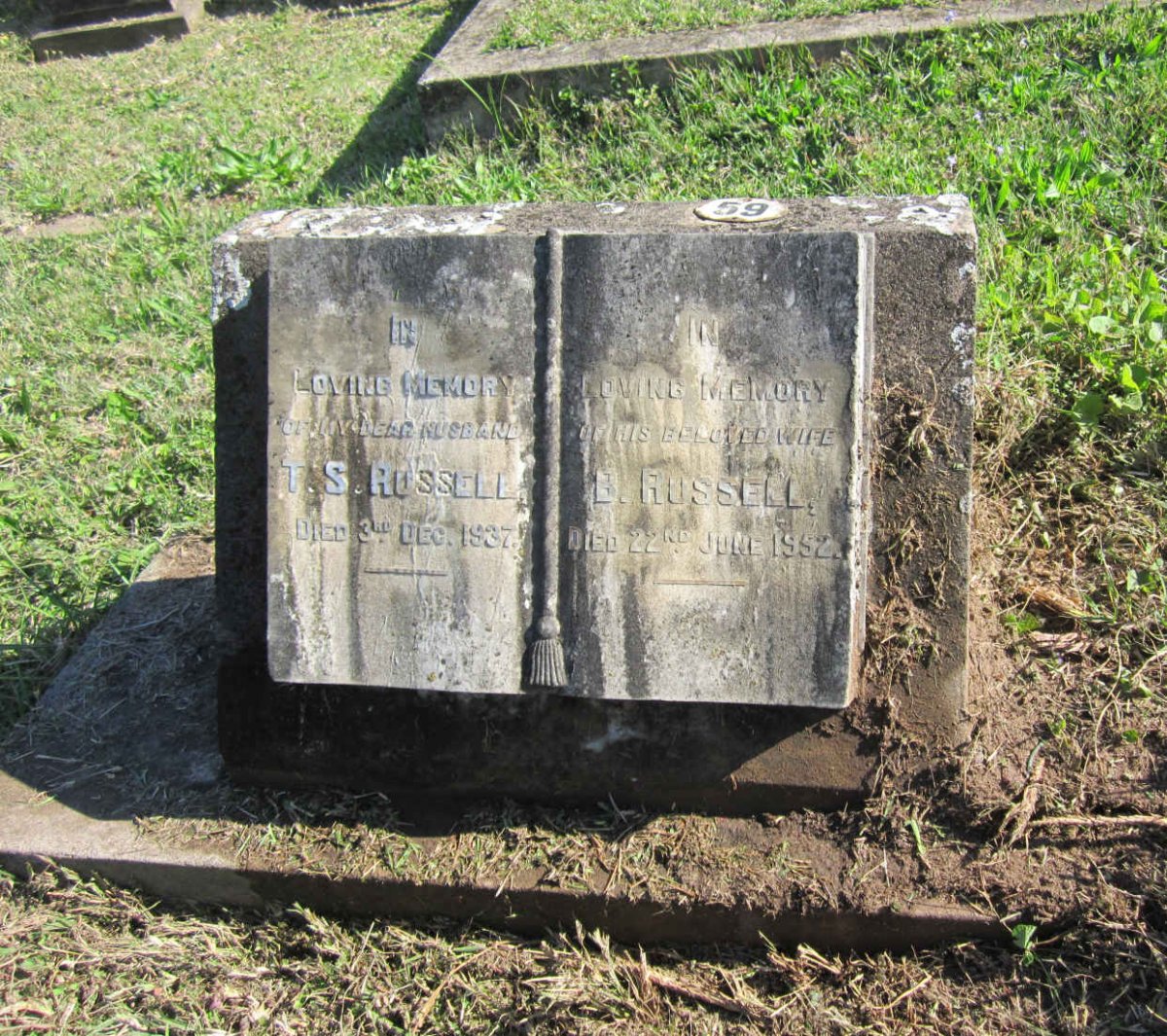 RUSSELL Thomas Stephen -1937 &amp; Bertha -1952