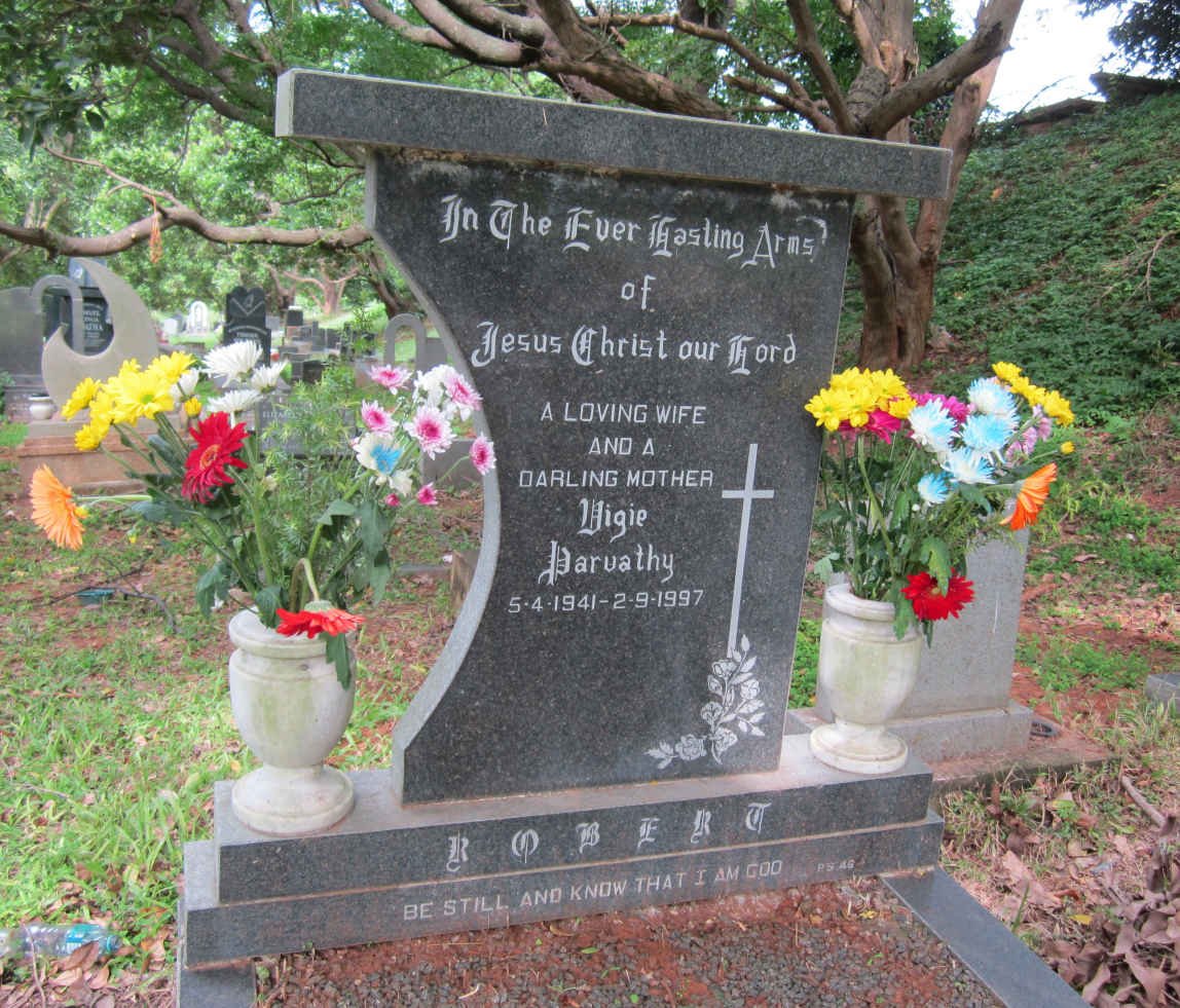 ROBERT Uigie Darvathy 1941-1997