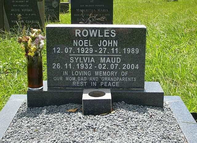 ROWLES Noel John 1929-1989 &amp; Sylvia Maud 1932-2004