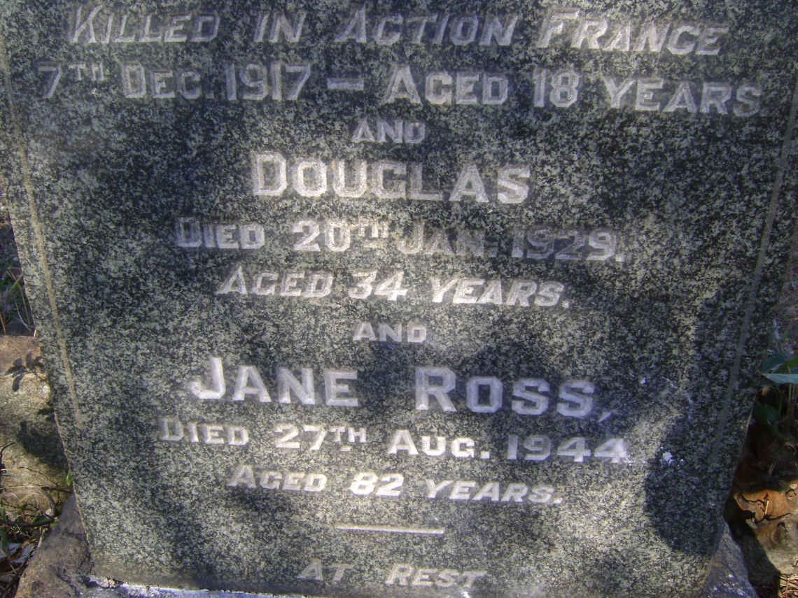 ROSS George -1942 &amp; Jane -1944 :: ROSS Gordon -1917 :: ROSS Douglas -1929