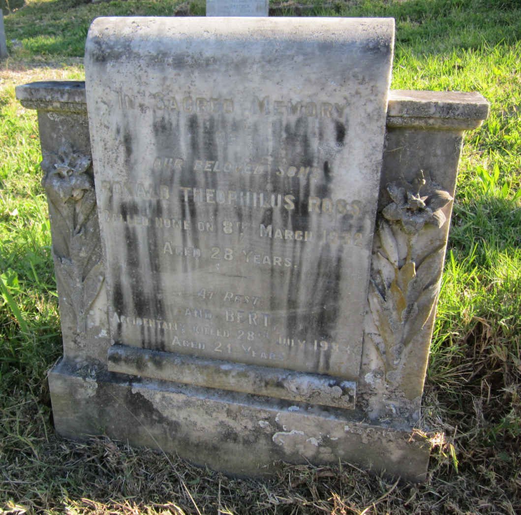 ROSS Ronald Theophilus -1932 :: ROSS Bert -1933