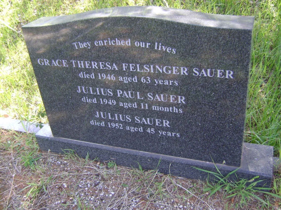 SAUER Julius -1952 :: SAUER Grace Theresa Felsinger SAUER -1946 :: SAUER Julius Paul -1949