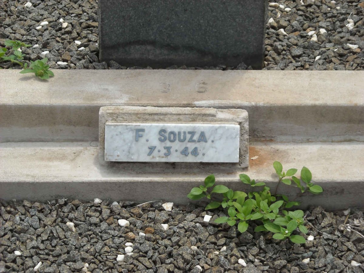 SOUZA F. -1944