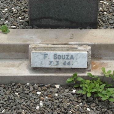 SOUZA F. -1944