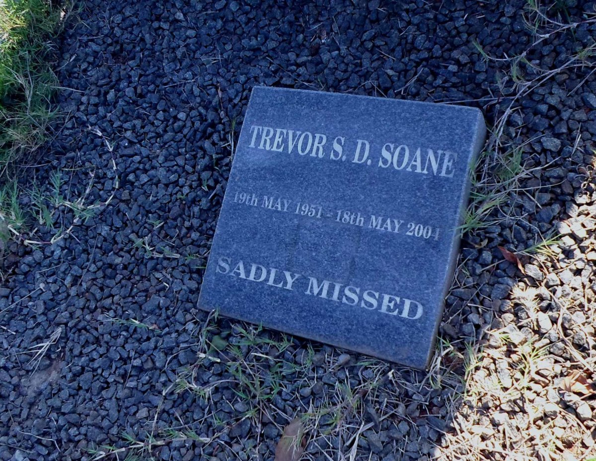 SOANE Trevor S.D. 1951-2004